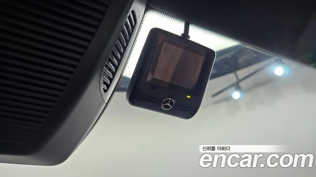 Mercedes-Benz E-Class 2024 — photo 25