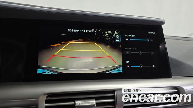 Hyundai Nexo 2022 — photo 19