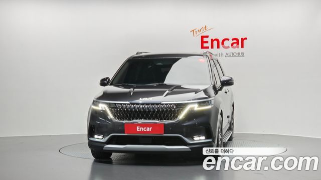 Kia Canival 2023 — photo 3
