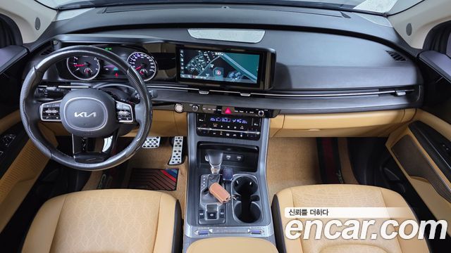 Kia Canival 2023 — photo 10