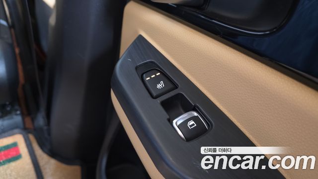 Kia Canival 2023 — photo 26