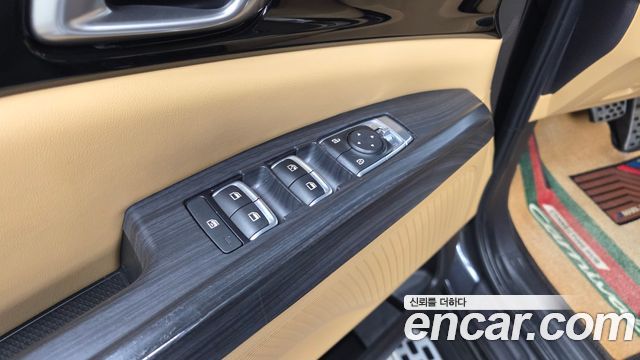 Kia Canival 2023 — photo 27