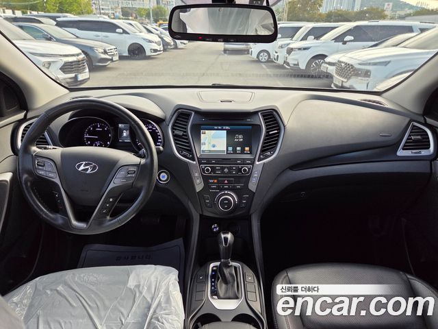 Hyundai Santafe 2016 — photo 8