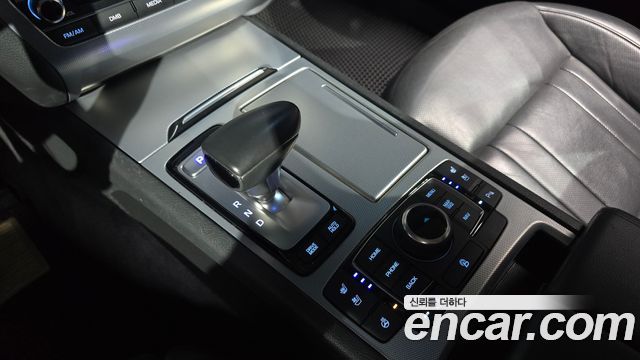 Genesis G80 2017 — photo 9