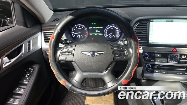Genesis G80 2017 — photo 13