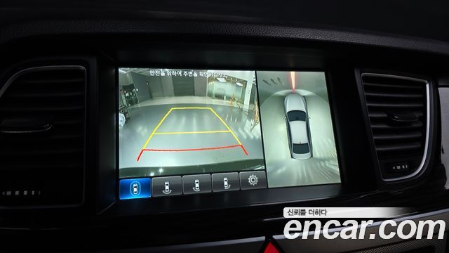 Genesis G80 2017 — photo 15