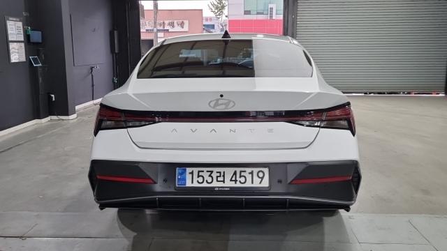 Hyundai AVANTE 2024 — photo 4