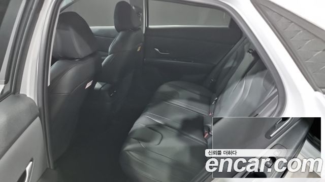 Hyundai AVANTE 2024 — photo 17