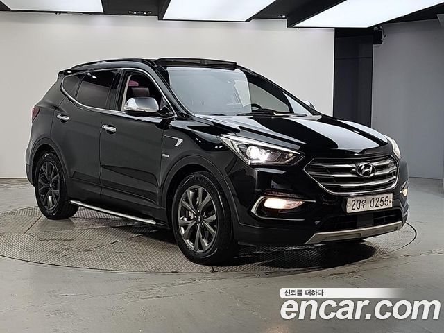 Hyundai Santafe 2017 — photo 2