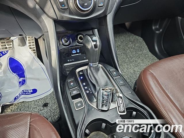 Hyundai Santafe 2017 — photo 8
