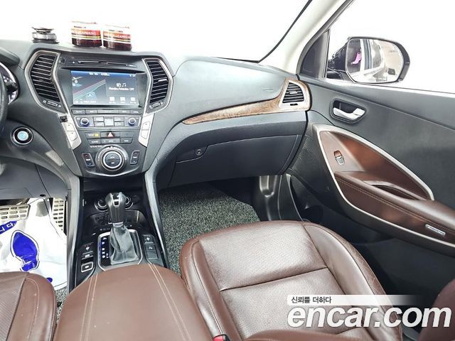 Hyundai Santafe 2017 — photo 10