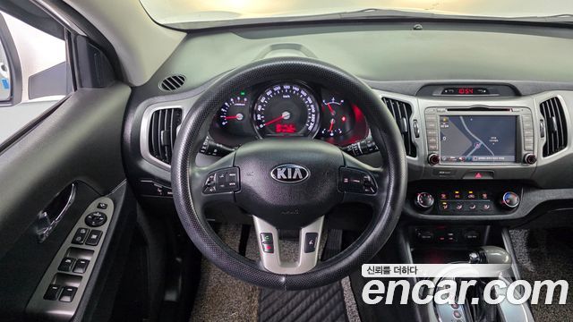 Kia Sportage 2016 — photo 15