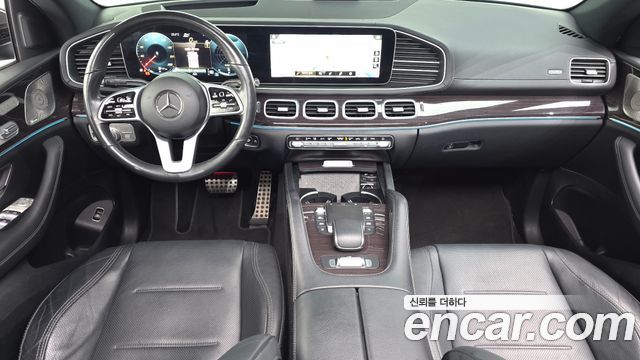 Mercedes-Benz GLE-Class 2021 — photo 10