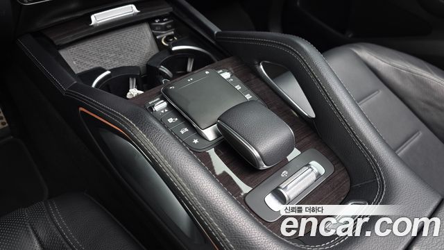 Mercedes-Benz GLE-Class 2021 — photo 23