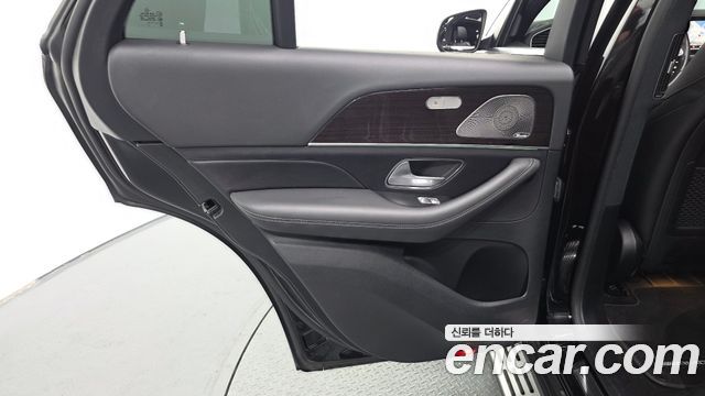 Mercedes-Benz GLE-Class 2021 — photo 15