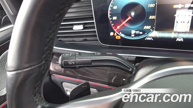 Mercedes-Benz GLE-Class 2021 — photo 31