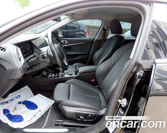 BMW 2-Series 2023 — photo 11
