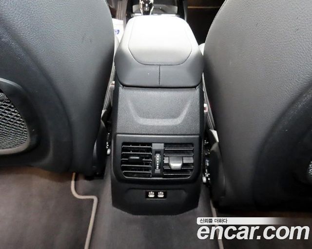BMW 2-Series 2023 — photo 17