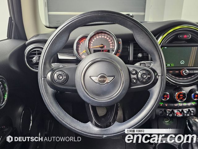 Mini Cooper 2016 — photo 13