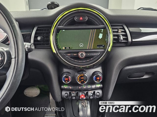 Mini Cooper 2016 — photo 14