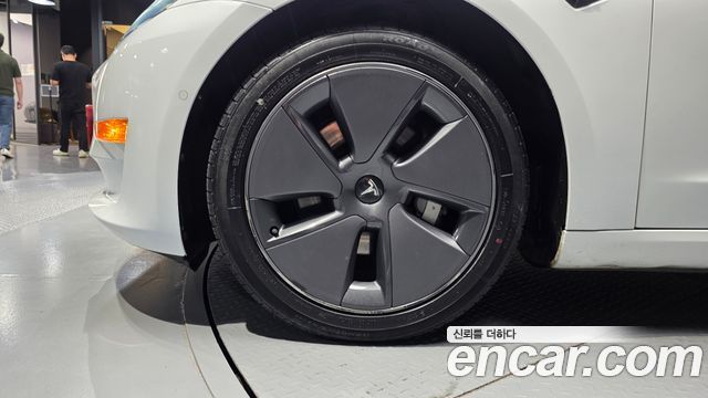 Tesla Model 3 2022 — photo 5