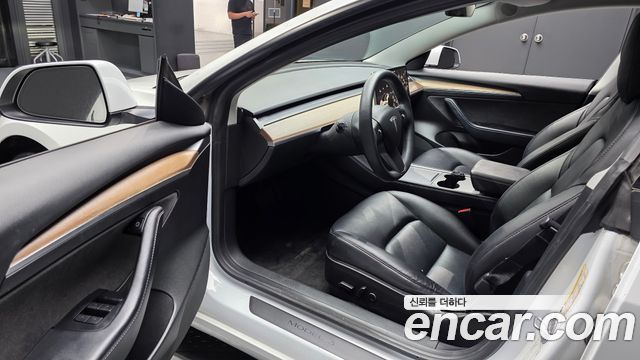 Tesla Model 3 2022 — photo 10