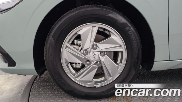 Hyundai AVANTE 2026 — photo 5