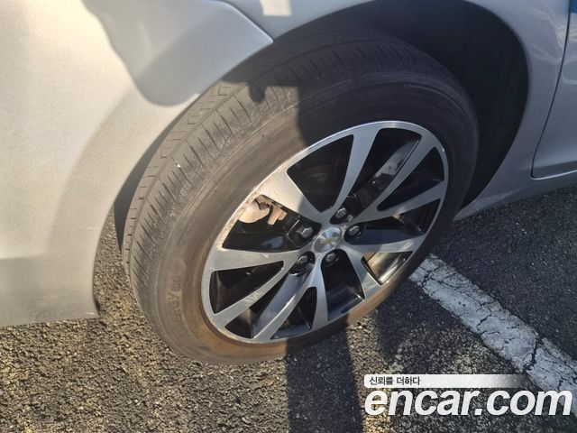 Chevrolet Korea Malibu 2015 — photo 18
