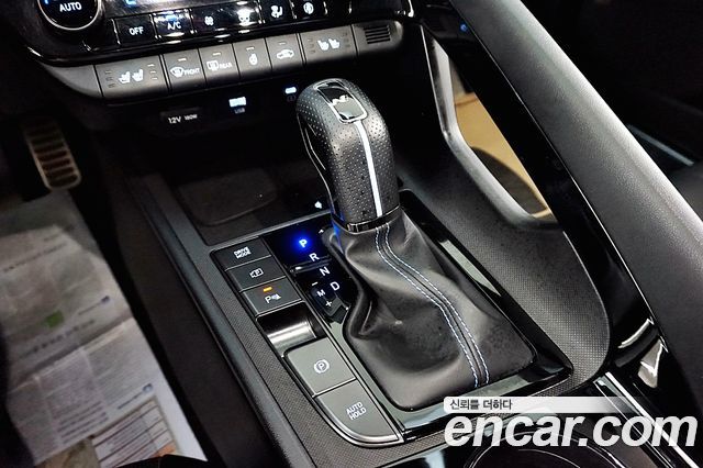 Hyundai AVANTE 2024 — photo 13