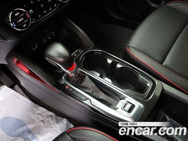 Chevrolet Korea Trailblazer 2021 — photo 12