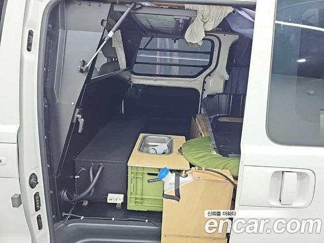 Hyundai Starex 2019 — photo 12