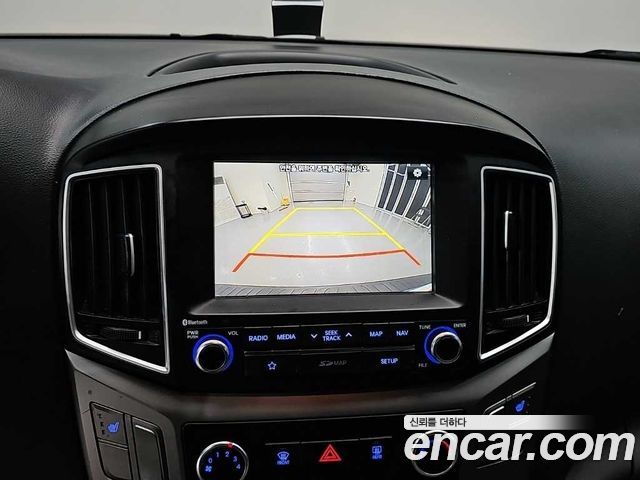 Hyundai Starex 2019 — photo 14