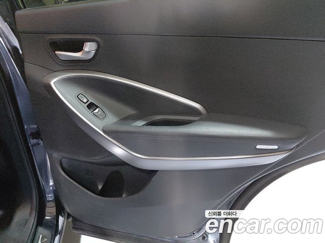 Hyundai Santafe 2015 — photo 13