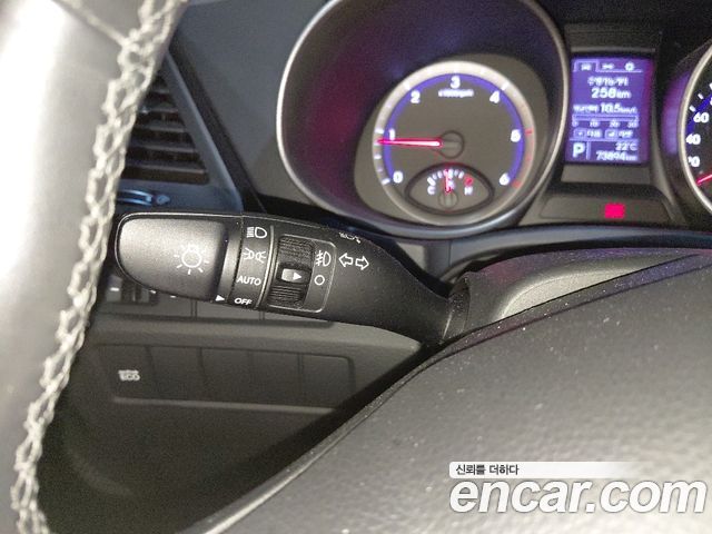 Hyundai Santafe 2015 — photo 16