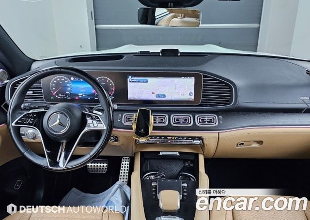 Mercedes-Benz GLS-Class 2024 — photo 7