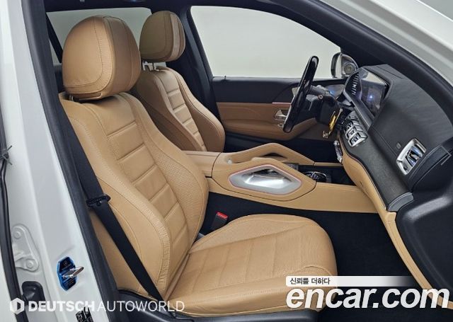 Mercedes-Benz GLS-Class 2024 — photo 10