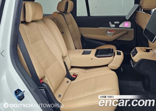 Mercedes-Benz GLS-Class 2024 — photo 12