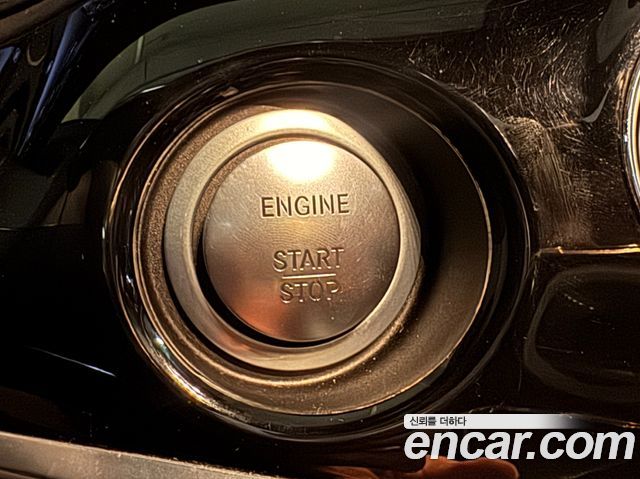 Mercedes-Benz S-Class 2016 — photo 17