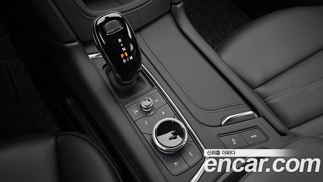 Cadillac XT6 2023 — photo 9