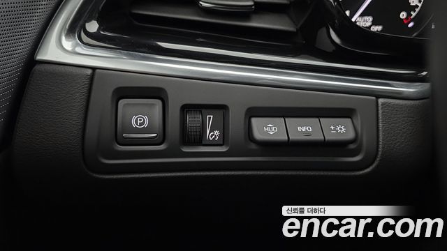 Cadillac XT6 2023 — photo 17