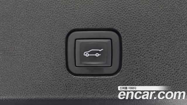 Cadillac XT6 2023 — photo 18
