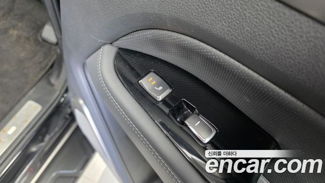 KG Mobility Rexton 2018 — photo 24