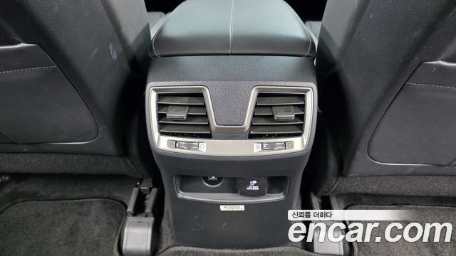 KG Mobility Rexton 2018 — photo 25