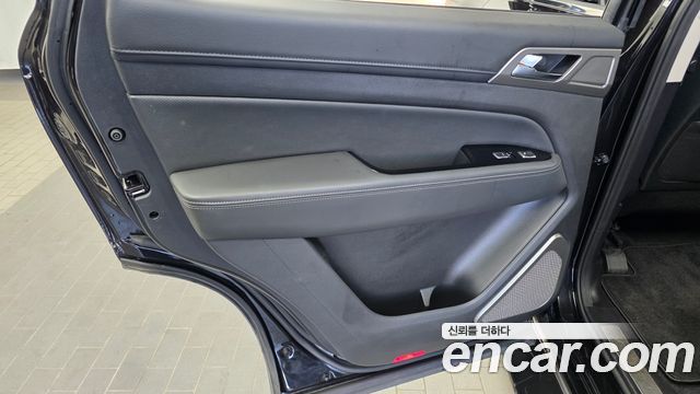 KG Mobility Rexton 2018 — photo 15
