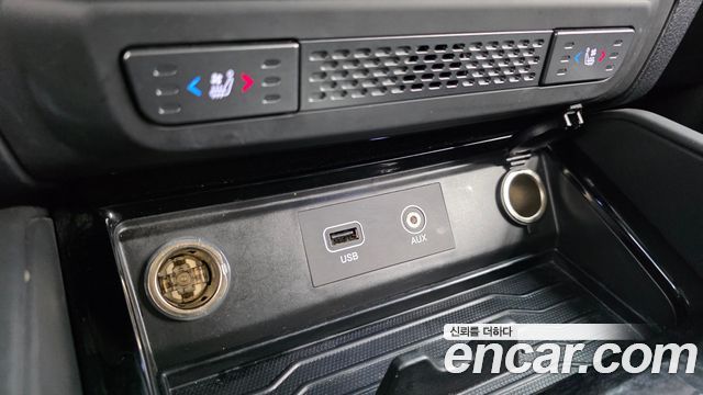 KG Mobility Rexton 2018 — photo 29