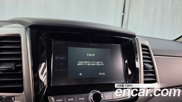 KG Mobility Rexton 2018 — photo 32