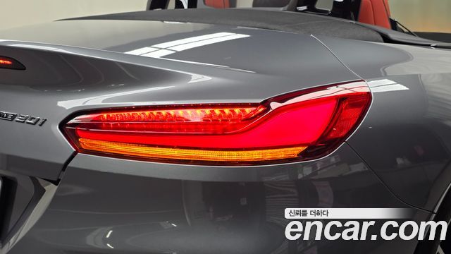 BMW Z4 2025 — photo 9