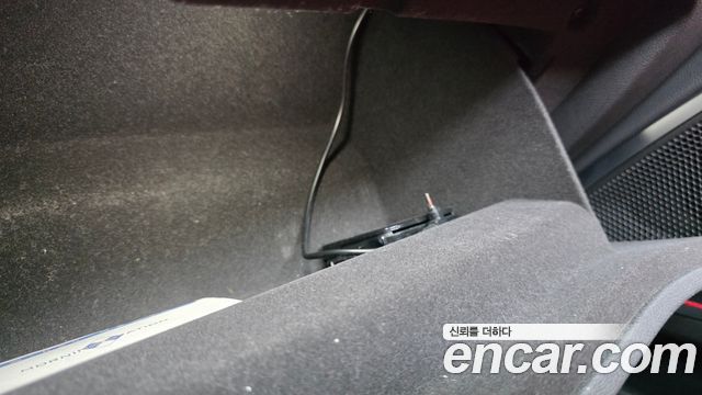 BMW Z4 2025 — photo 31