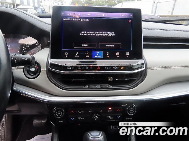 Jeep Compass 2022 — photo 12