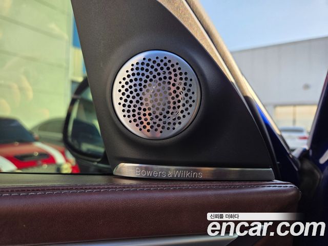 BMW XM 2023 — photo 9